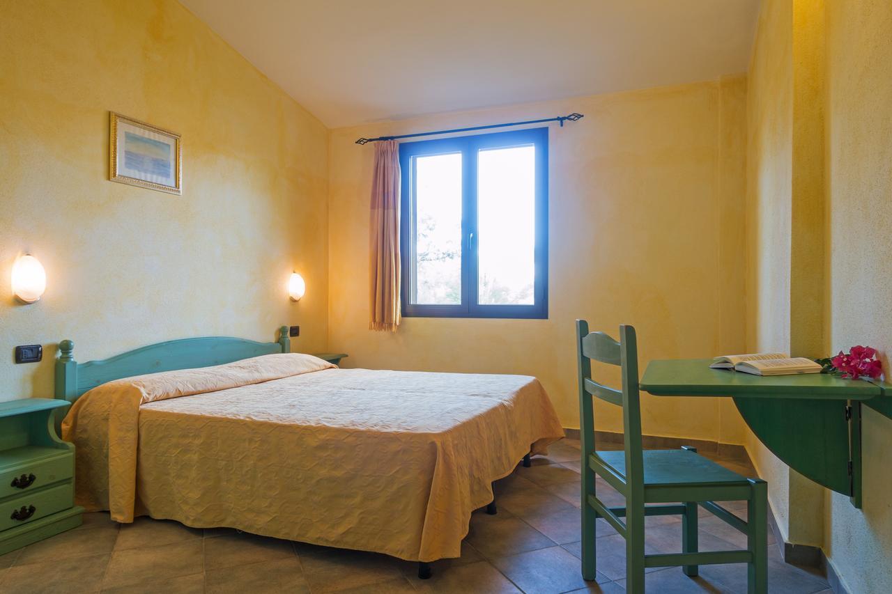 Hotel Residenza Gli Ontani à Orosei Extérieur photo