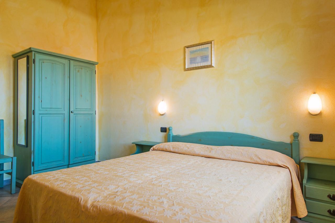 Hotel Residenza Gli Ontani à Orosei Extérieur photo