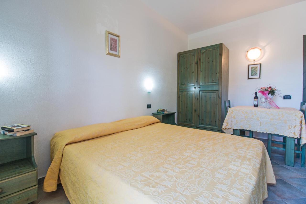Hotel Residenza Gli Ontani à Orosei Extérieur photo