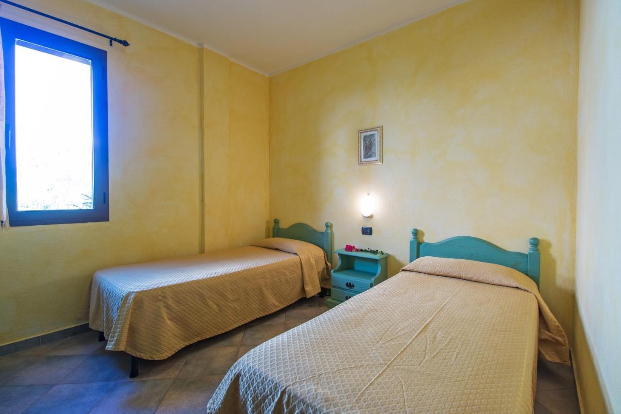 Hotel Residenza Gli Ontani à Orosei Extérieur photo