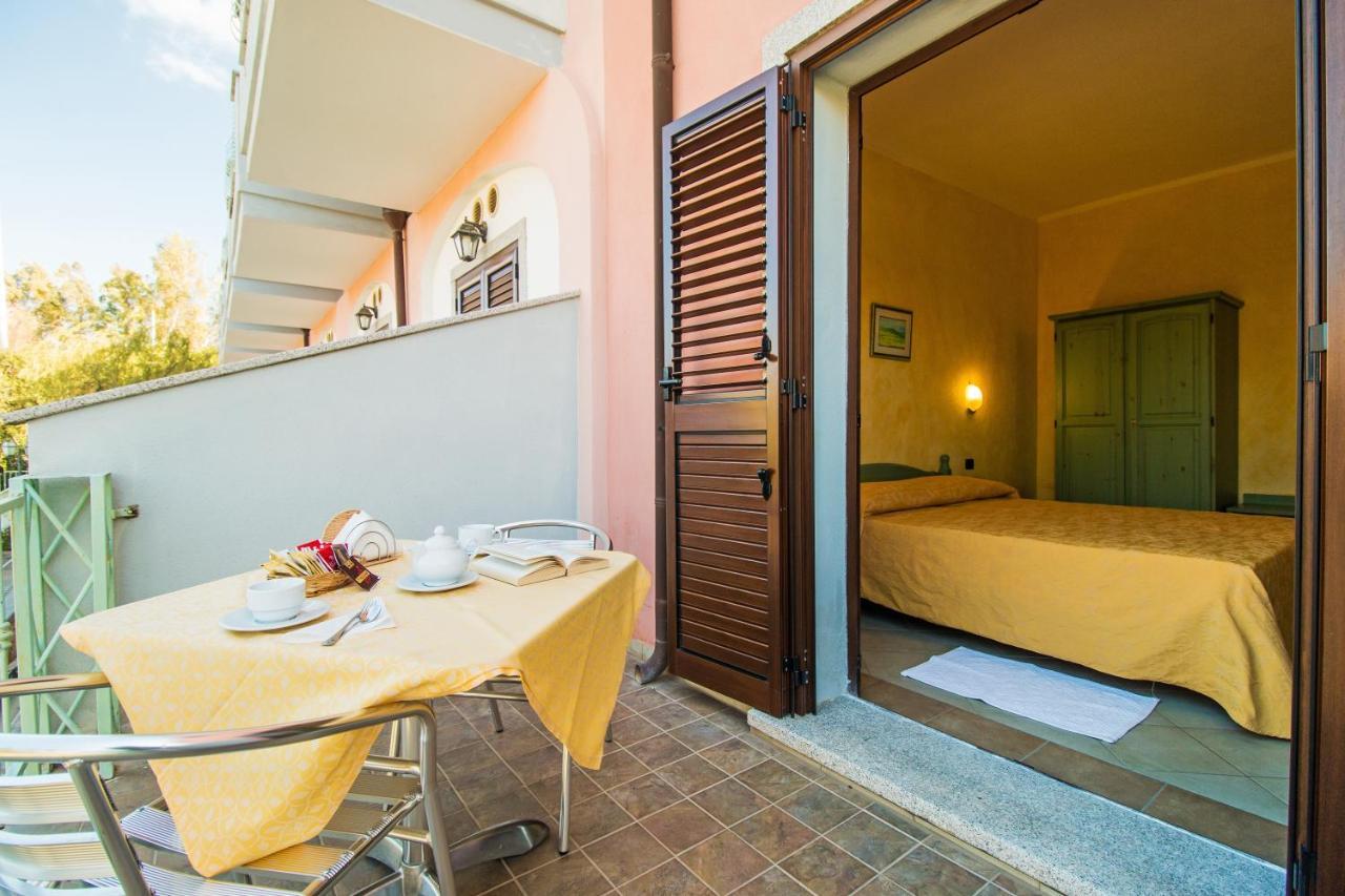Hotel Residenza Gli Ontani à Orosei Extérieur photo